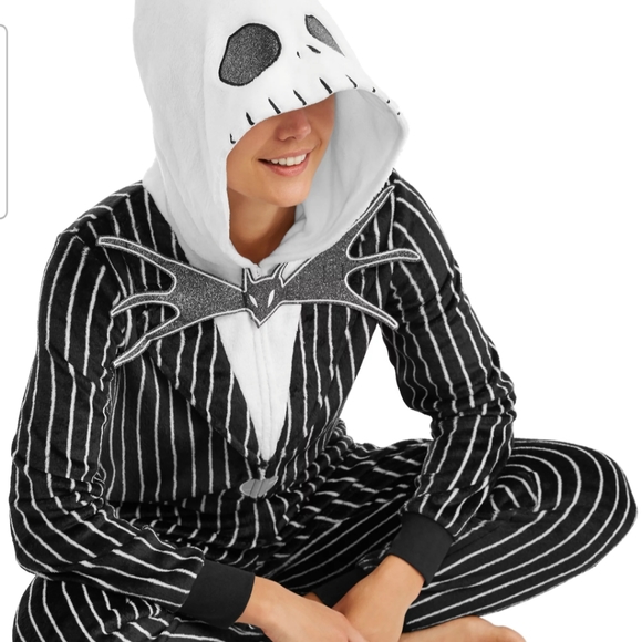 Nightmare Before Christmas Onesie - Picture 1 of 12